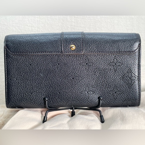 LOUIS VUITTON Mahina Iris Monogram Portefeuille Long Wallet with auth dustbag - Picture 3 of 16